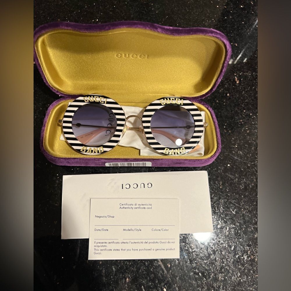 Gucci GG0113S 008 Sunglasses Women's Black+White Striped-Gold/Blue Gradient Lens - Picture 2 of 7